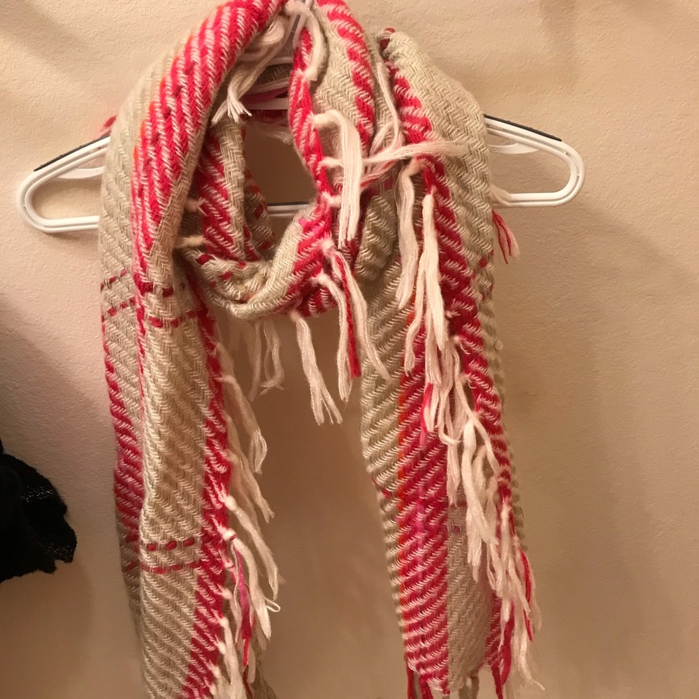 Plaid scarf